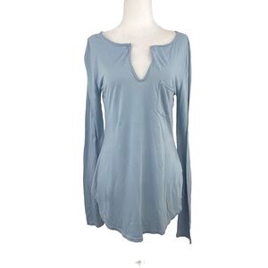 LAMADE FRONT POCKET SPLIT NECK KNIT, LIGHT BLUE, TOP, NEW WITHOUT‎ TAGS